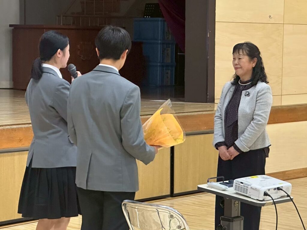 青少年奉仕事業（小中学生へのいのちと心の教育の授業）のご報告