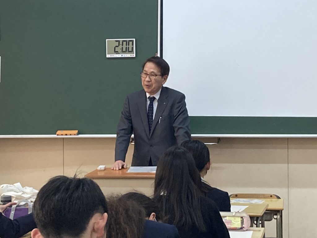 職業奉仕事業(小中学生への職業講話)のご報告